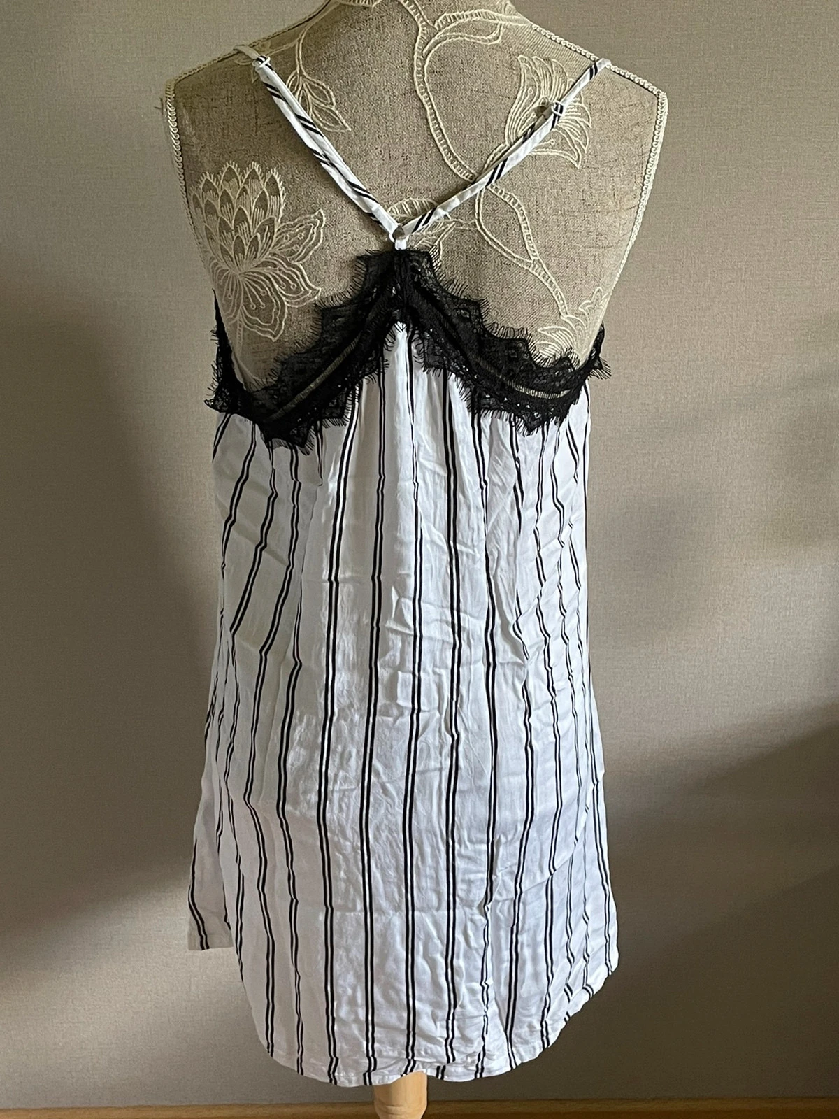 Camisón blanco con rayas – photo 3